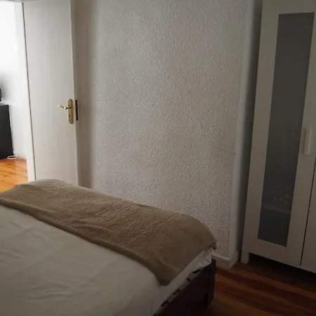 Typical Duplex In Bairro Alto 아파트 리스본